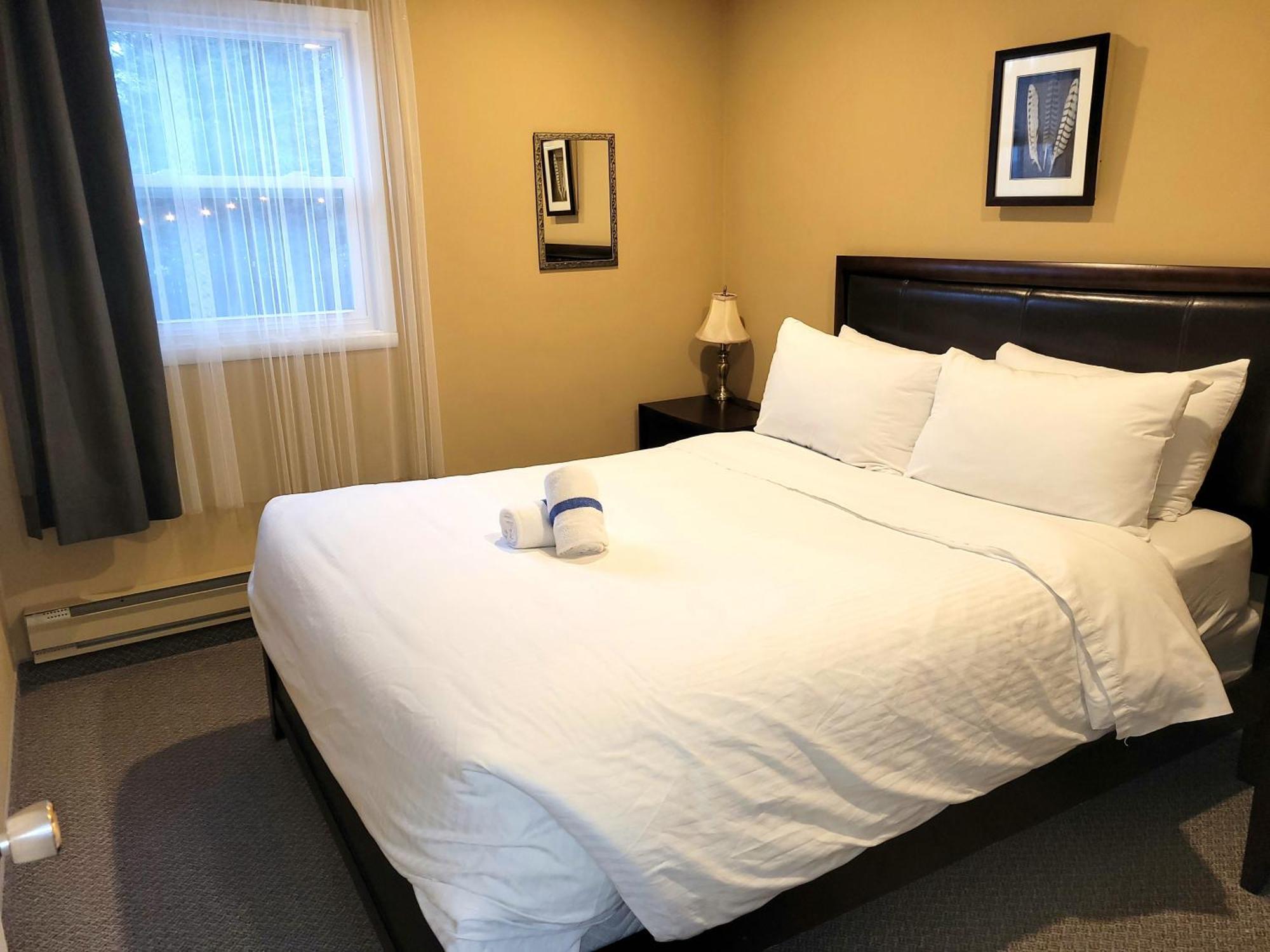Lido Motel Radium Hot Springs Bagian luar foto